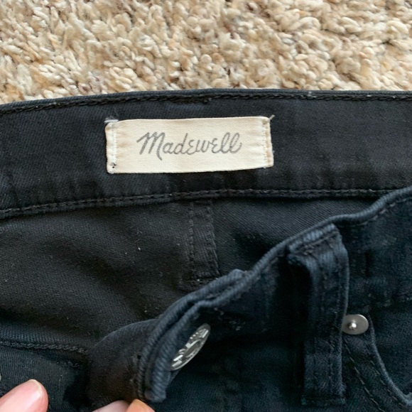 Madewell size 26, 9” High Rise Skinny in Black - Picture 4 of 6